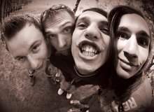 Fab Four / ***