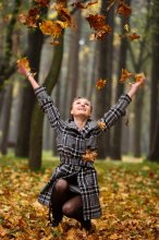 Autumn positive. / ***