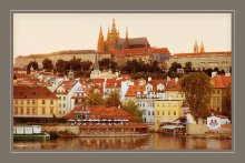 Sunset over Prague / ****