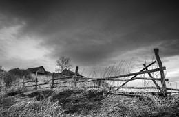 Outskirts ... / ***