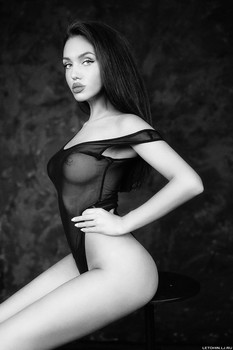 Mila / ***