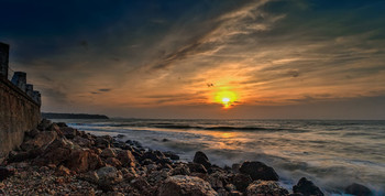 Evening at Sea / ***