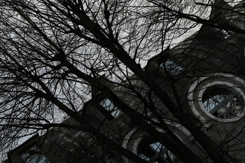 Ghostly all / ***