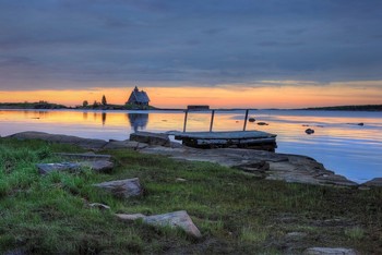 In the silence / ***