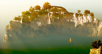 At that rock ... / ***