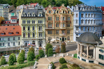 Old Town / ***
