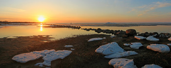 Sunset / ***
