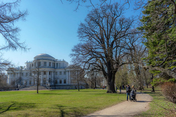 Gorky Park / ***