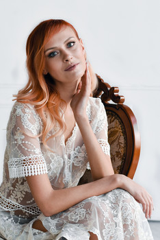 Portrait of a bride / ***