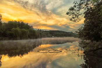 Dämmerung auf dem See / ***