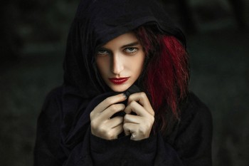 Eva / ***