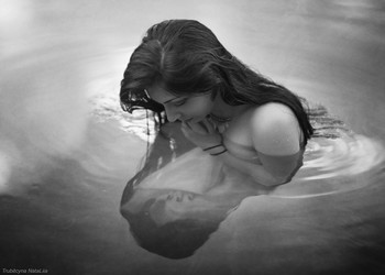 Bather / https://instagram.com/trubitzina6996?igshid=1pbc4rignoovn