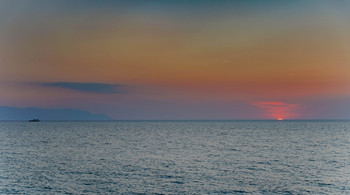 Sunset / ***