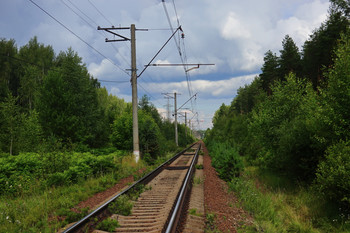 receding into the distance / ***