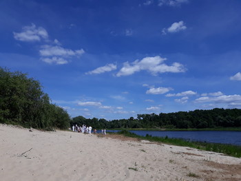 Oh, diese Wolken in den blauen ... / ***