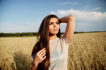 Juli / ***