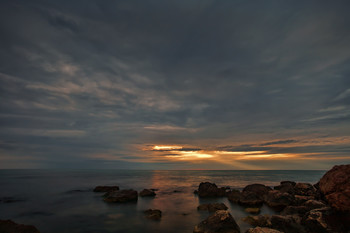 Der letzte Strahl des Sonnenuntergangs / ***