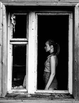 In the window / ***