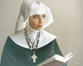 Nonne / ***