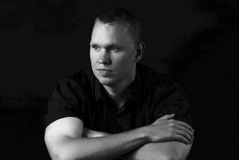 Porträt eines jungen Mannes / ***