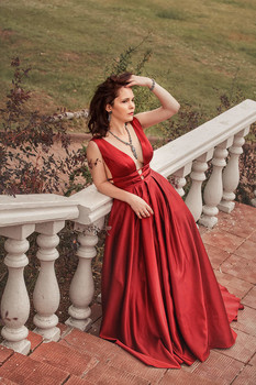 Kate / Ph: Roman Sergeev http://vk.com/srfoto
Muah:Anna Forsbakka http://vk.com/forsbakka