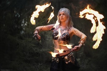 Dancing with Fire / ***