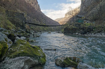 In the mountain river / ***