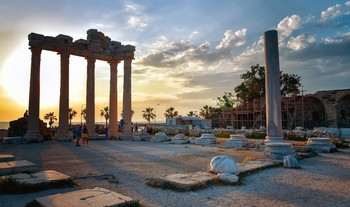 Temple of Apollo / ***