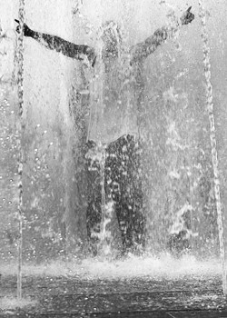 Water / ***