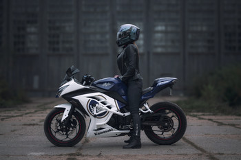 Girls &amp; Moto / ***