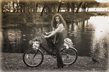 cyclist / ***