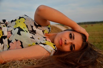 Nur portrait / ***