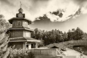 Chapel / ***