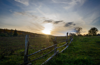Outskirts ... / ***