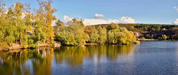 Herbst-Landschaft / ***