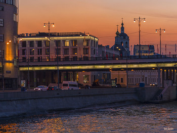 Evening Symphony / ***