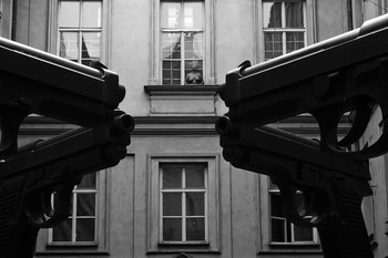 Hände hoch! / ***