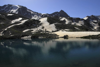 Morgen am Bergsee / ***