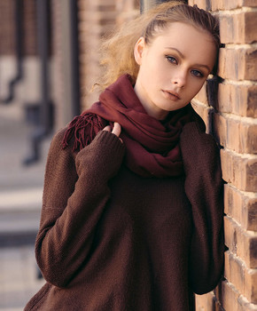 Julia / ***