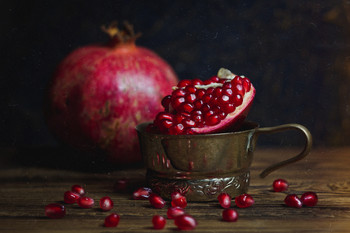 Pomegranate juice / ***