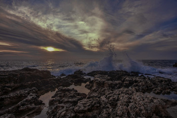 Sunset / ***
