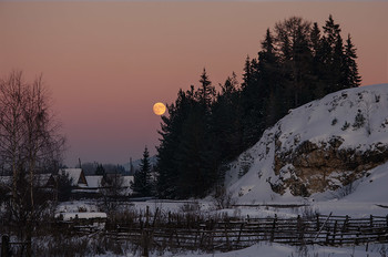 Moonrise / ...