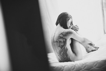 &nbsp; / ***