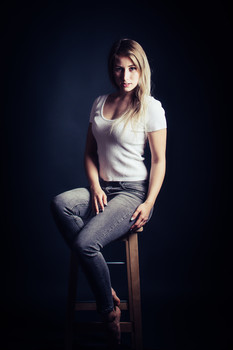 Nele / Taken late 2018,
Many thanks to Nele!