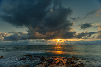 Sunset / ***