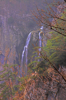 Wuchang-Su waterfall / ***