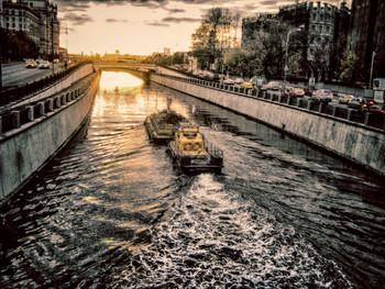 By sunset / ***