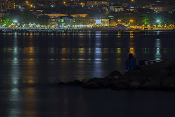 Night Fisherman / ***