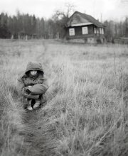 Country / ***
