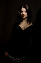 Portrait of a lonely lady / .....